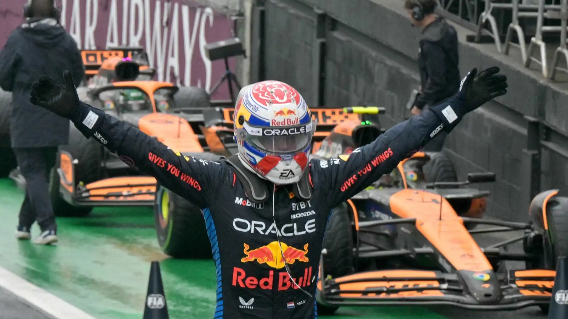 Verstappen ha ora 62 punti di vantaggio su Norris, con tre Gran Premi ancora da disputare