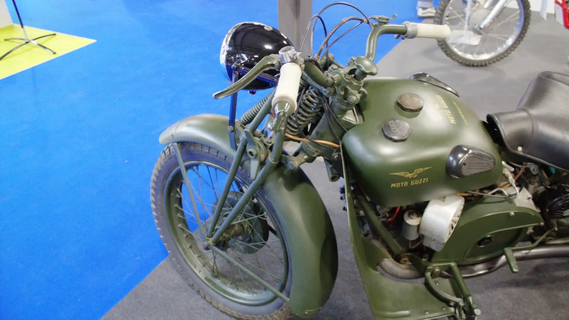 È un'evoluzione diretta della Moto Guzzi Alce, utilizzata fino al 1945