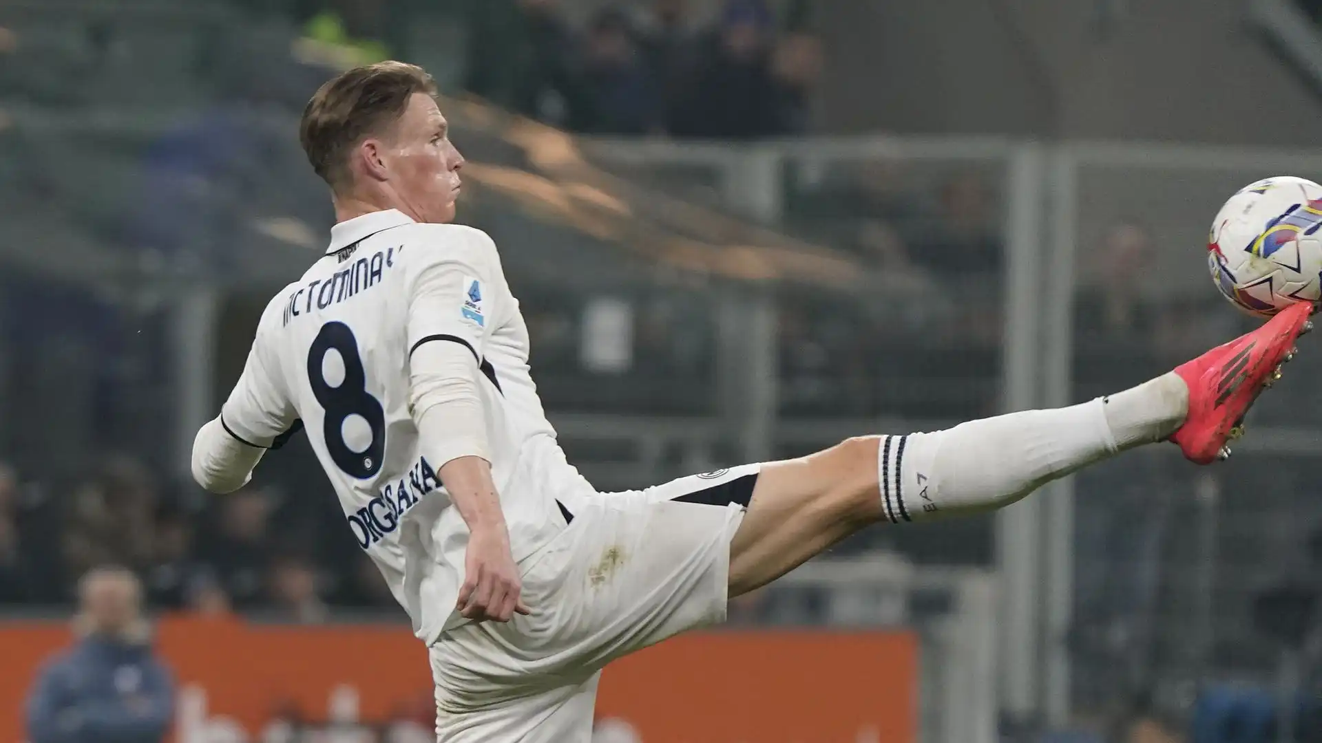 McTominay 7: suo il gol del vantaggio partenopeo