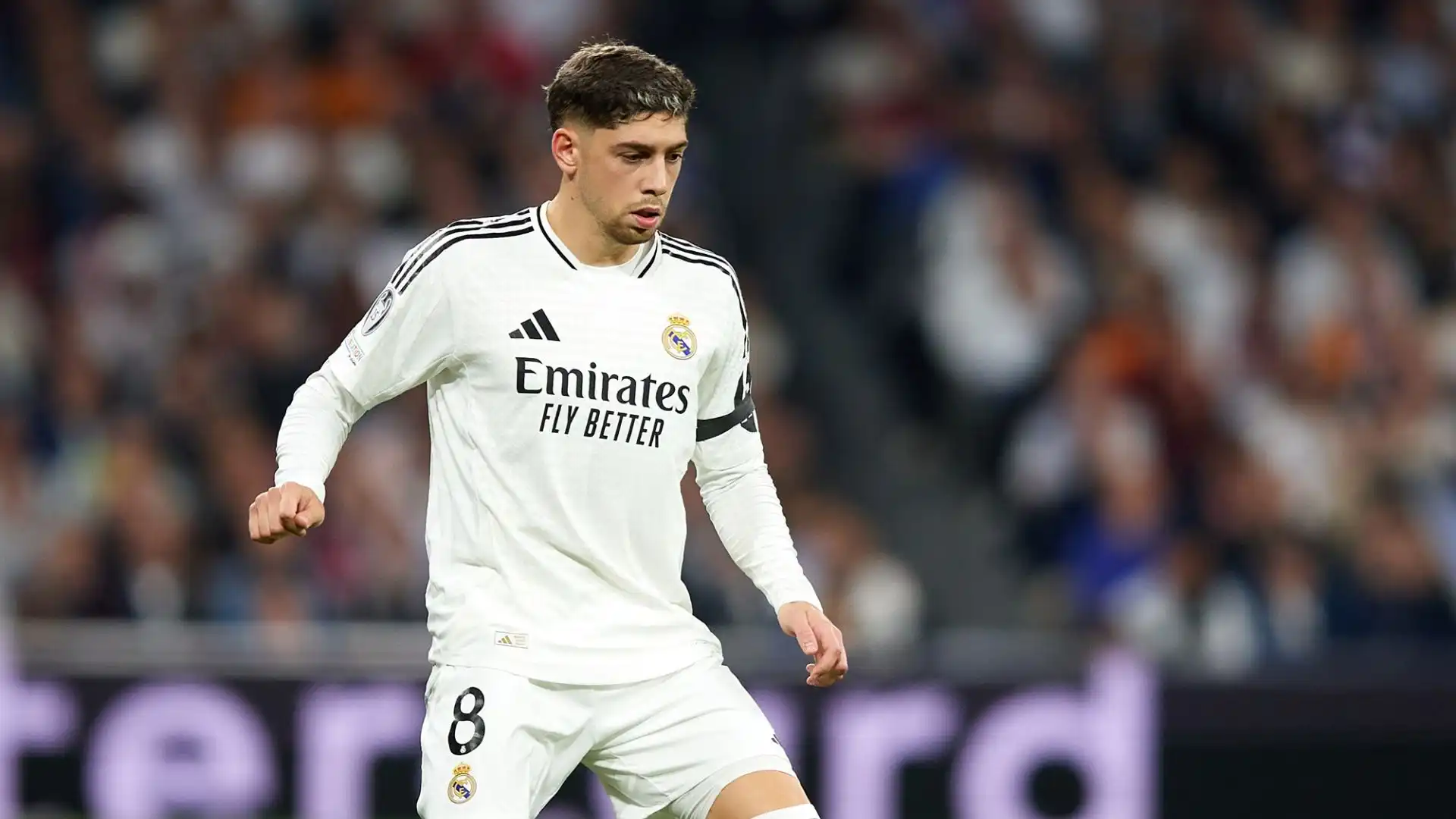 All'intervallo il tecnico Ancelotti ha cambiato il centrocampista Federico Valverde, molto deludente nel primo tempo