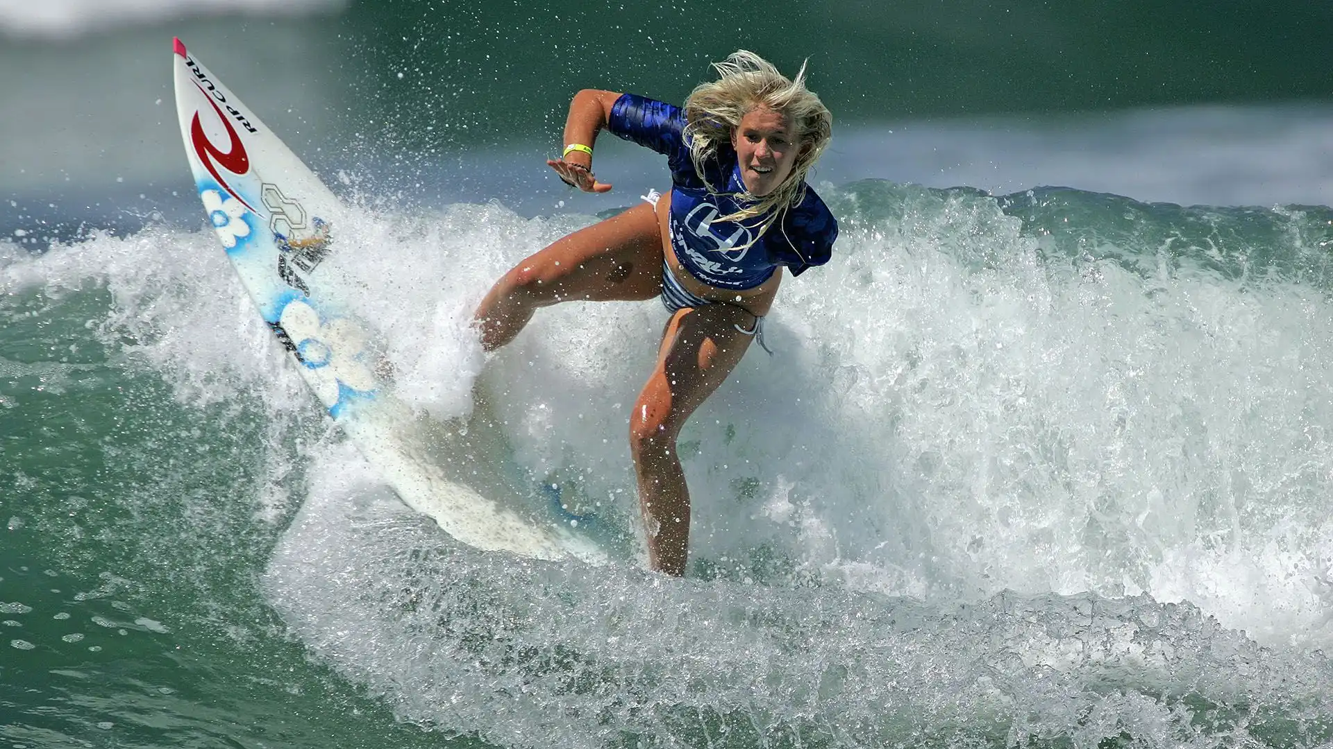 La tavola che stava usando il giorno dell'incidente è conservata al California Surf Museum