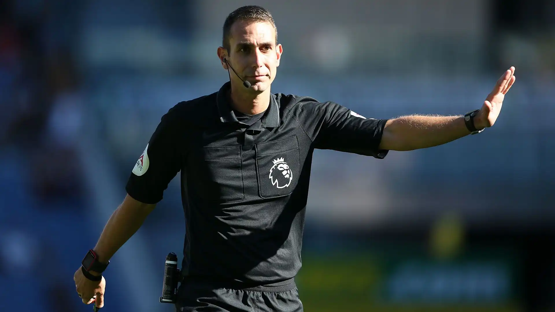 Il PGMOL, conscio che la vicenda rischia di danneggiare fortemente tutti gli arbitri di Premier League, ha anche annunciato di aver aperto un'inchiesta