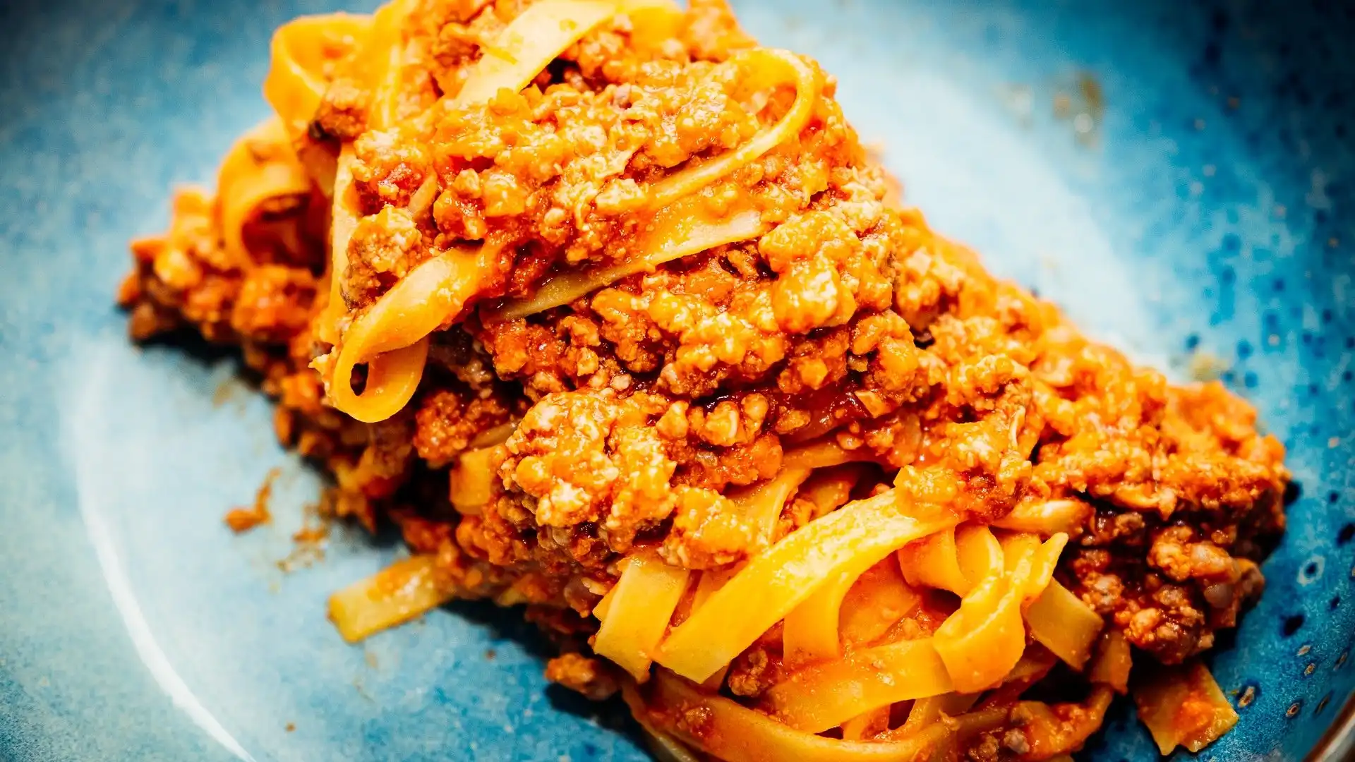 Segreti della nonna per un ragù da leccarsi i baffi sulle tagliatelle: le foto