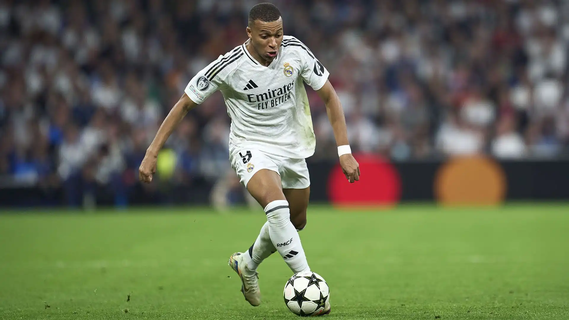 Kylian Mbappé (Real Madrid): velocità massima raggiunta 35,7 km/h