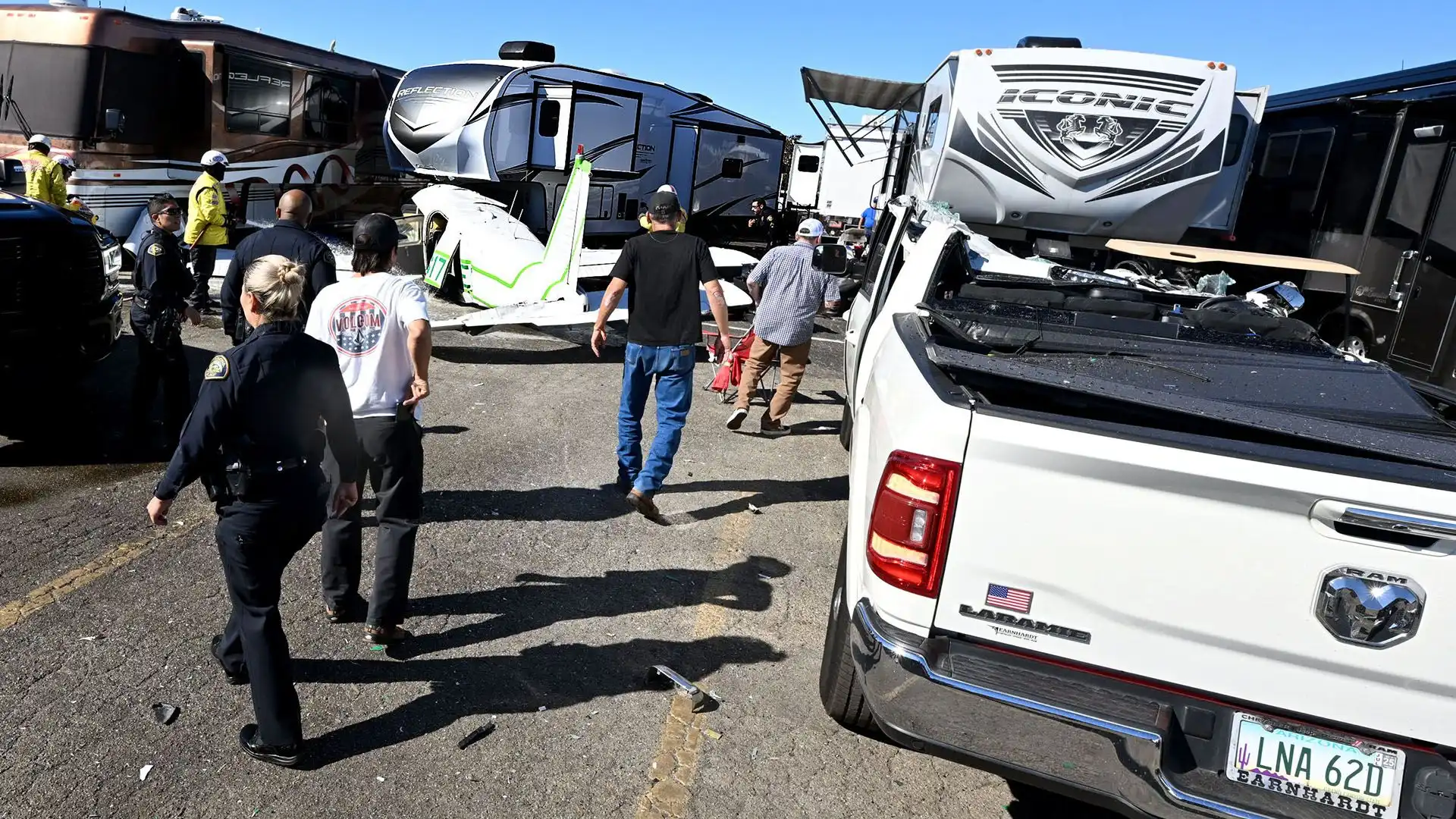 Alle 11 di domenica un aereo monomotore in panne si è schiantato sull'Autodromo