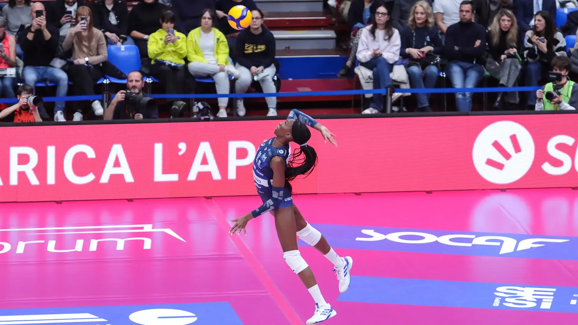 MVP dell’incontro Myriam Sylla, autrice di 12 punti. In doppia cifra anche Egonu (24), Daalderop (14) e Danesi (12).