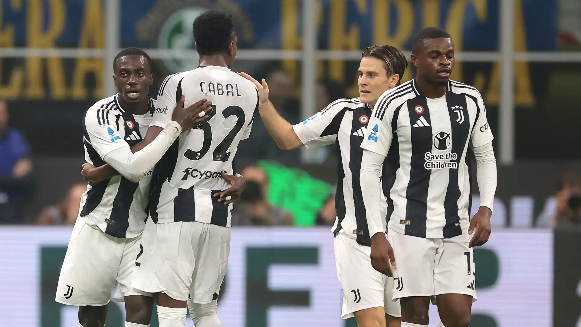 La Juventus mette in vendita il gioiello, si fiondano 3 squadre: immagini