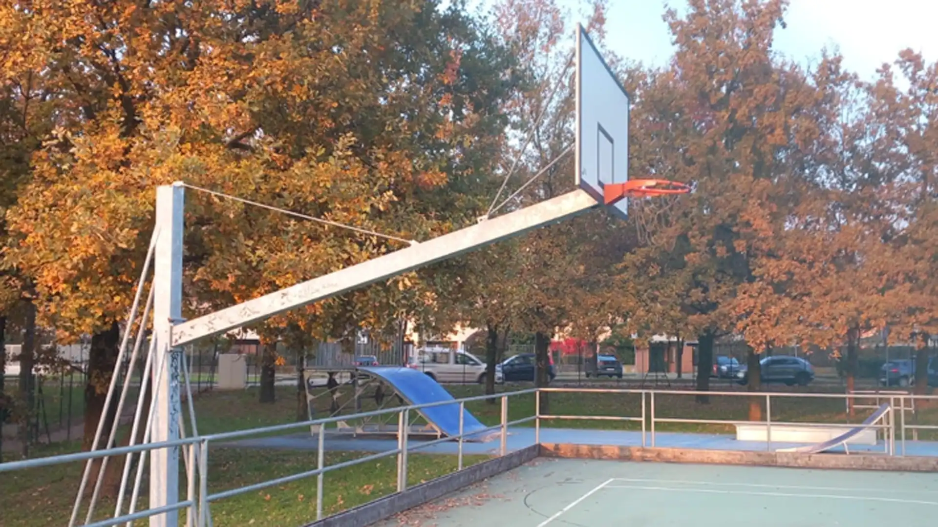 Vera e propria icona del basket internazionale spesso fa sentire la sua voce attraverso i social