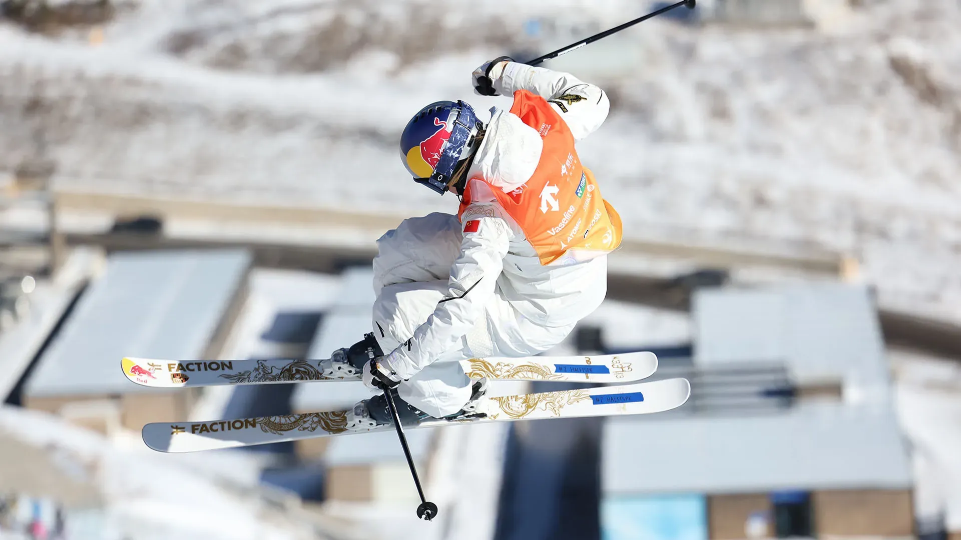 La campionessa ha vinto l'evento halfpipe del Secret Garden