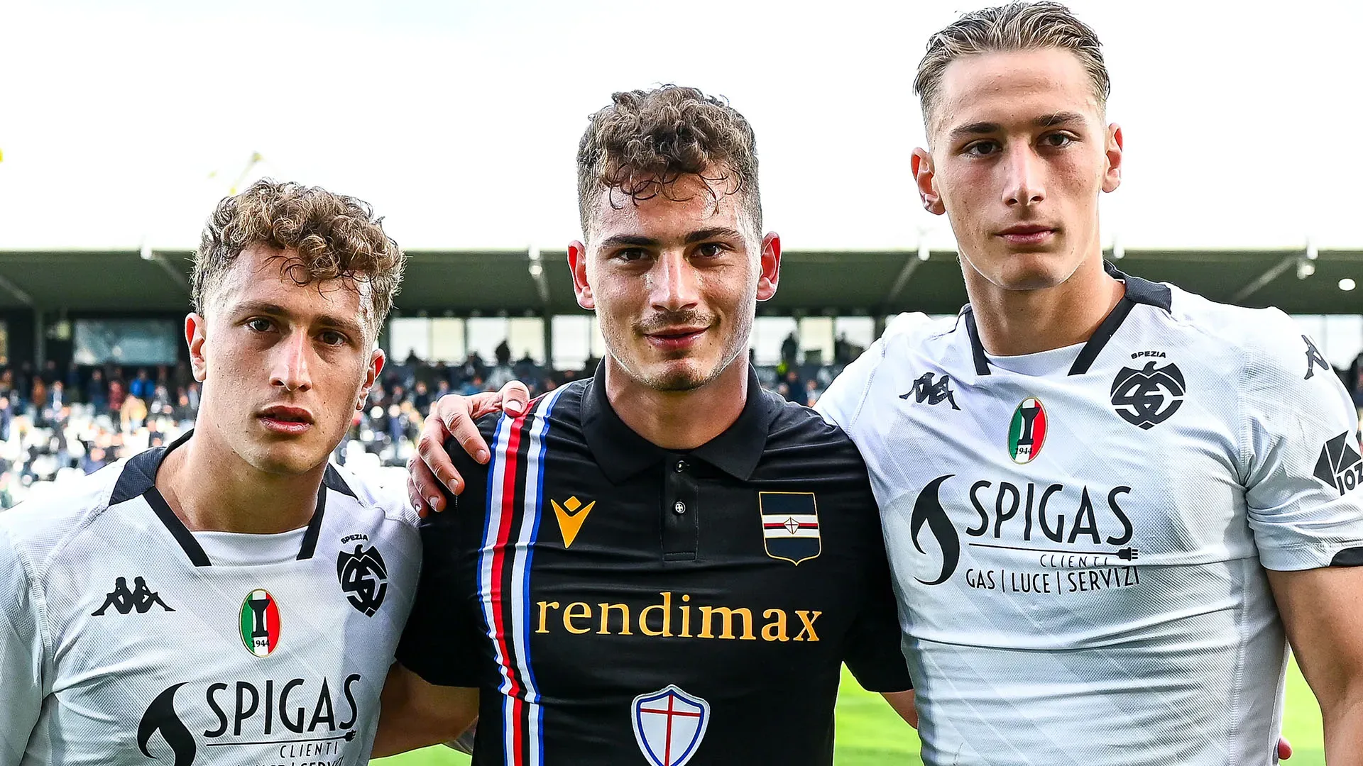 I tre fratelli calciatori segnano cinque gol quasi in contemporanea