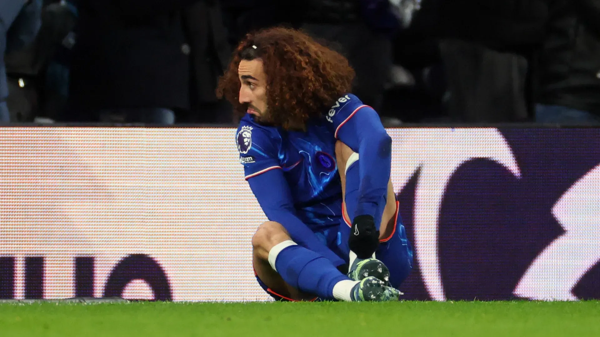 Nella partita contro il Tottenham Marc Cucurella ha avuto un problema con le scarpe