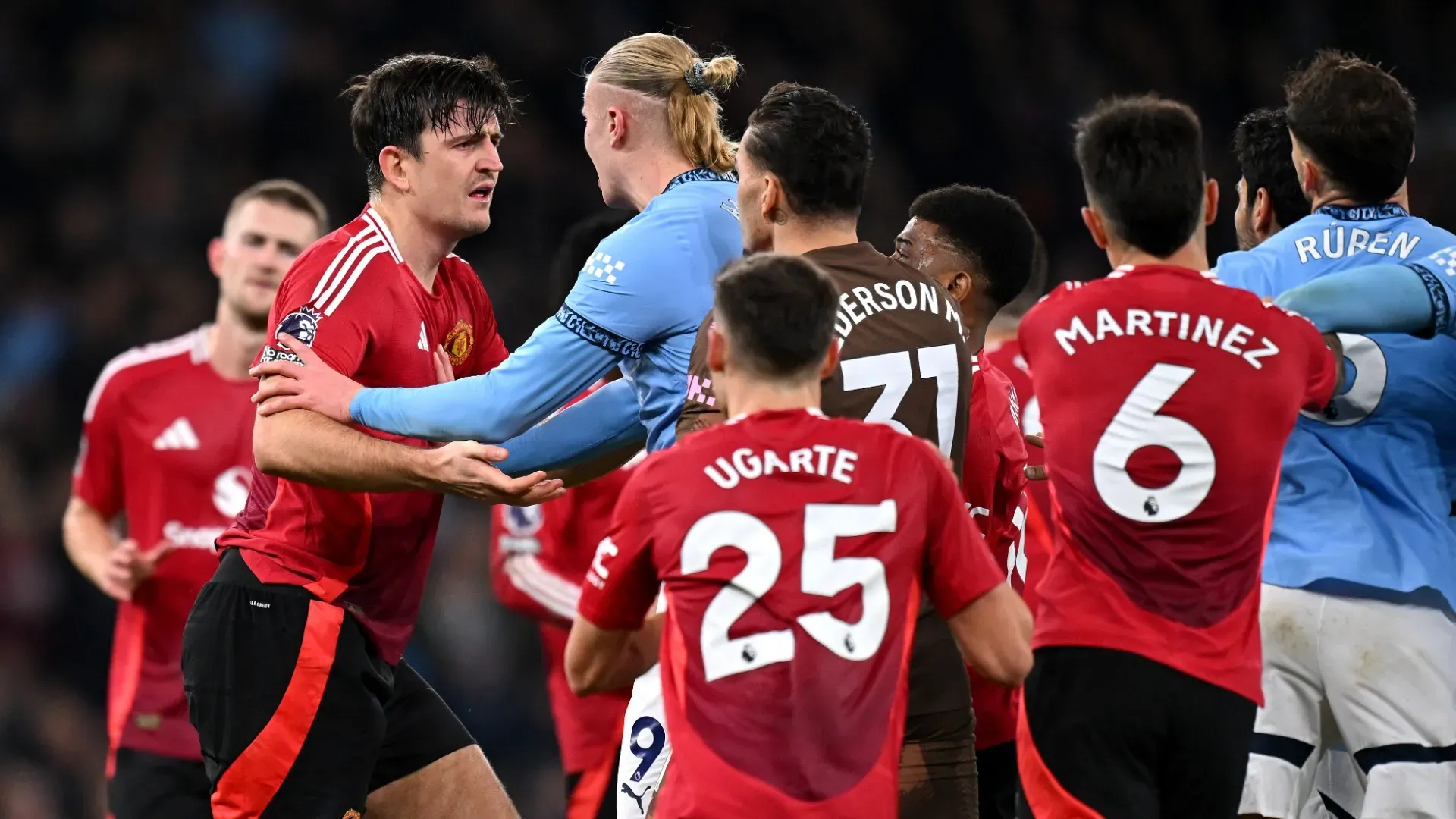 Harry Maguire era furioso e Haaland ha faticato a farlo calmare