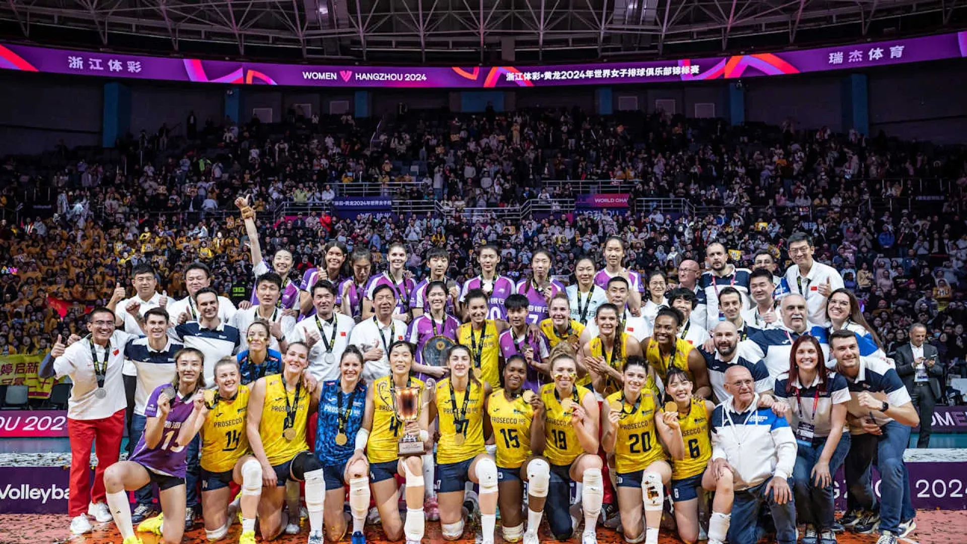 E’ stata una vittoria di squadra per le Pantere di coach Santarelli, MVP come solista di un’orchestra eccezionale è stata premiata Isabelle Haak, anche lei al terzo Mondiale e al…terzo titolo di migliore giocatrice della manifestazione.