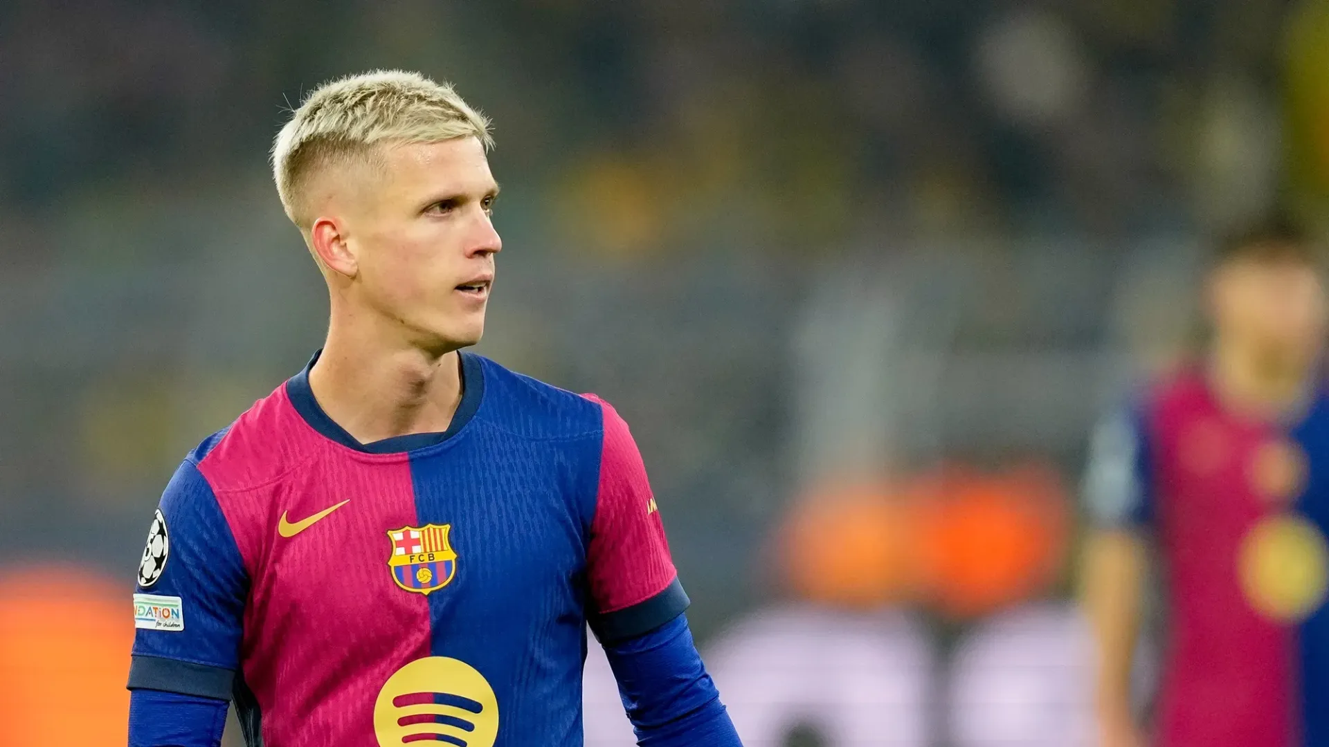 Il Barcellona ha fatto sapere di stare lavorando per regolarizzare il contratto di Dani Olmo, ma se arriveranno sorprese il Bayern Monaco è tra i club in agguato pronti ad approfittarsene