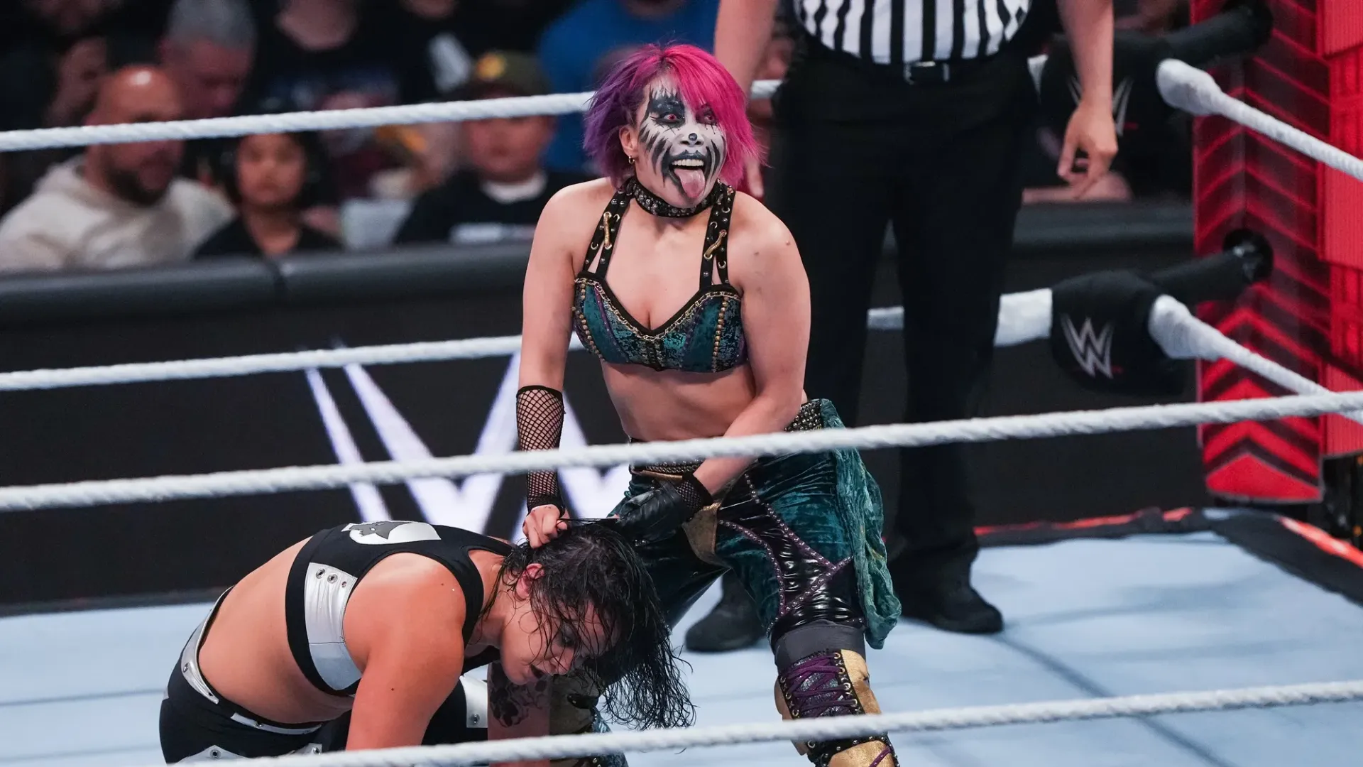 Asuka: la lottatrice giapponese guadagna mezzo milione di dollari in WWE