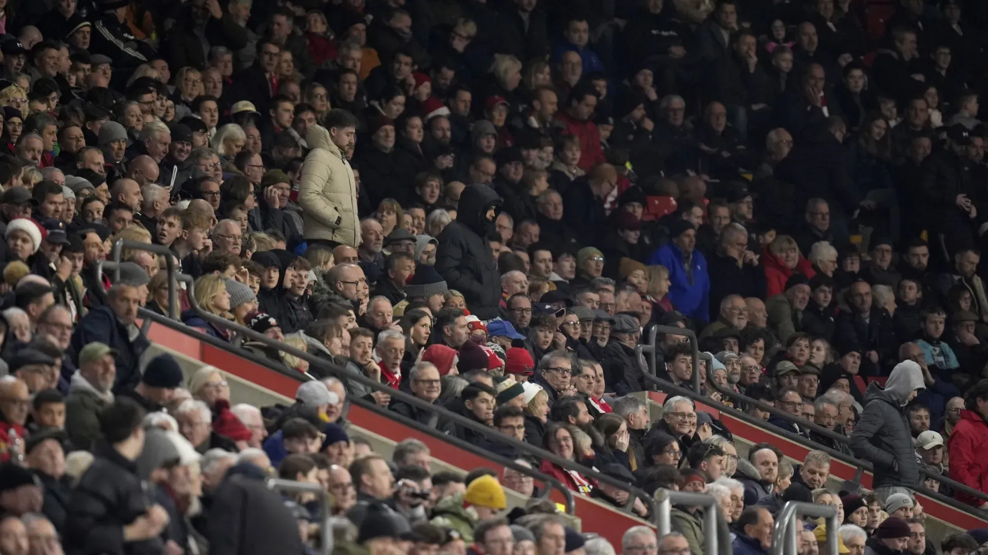 Molti tifosi del Southampton hanno abbandonato lo stadio in segno di protesta