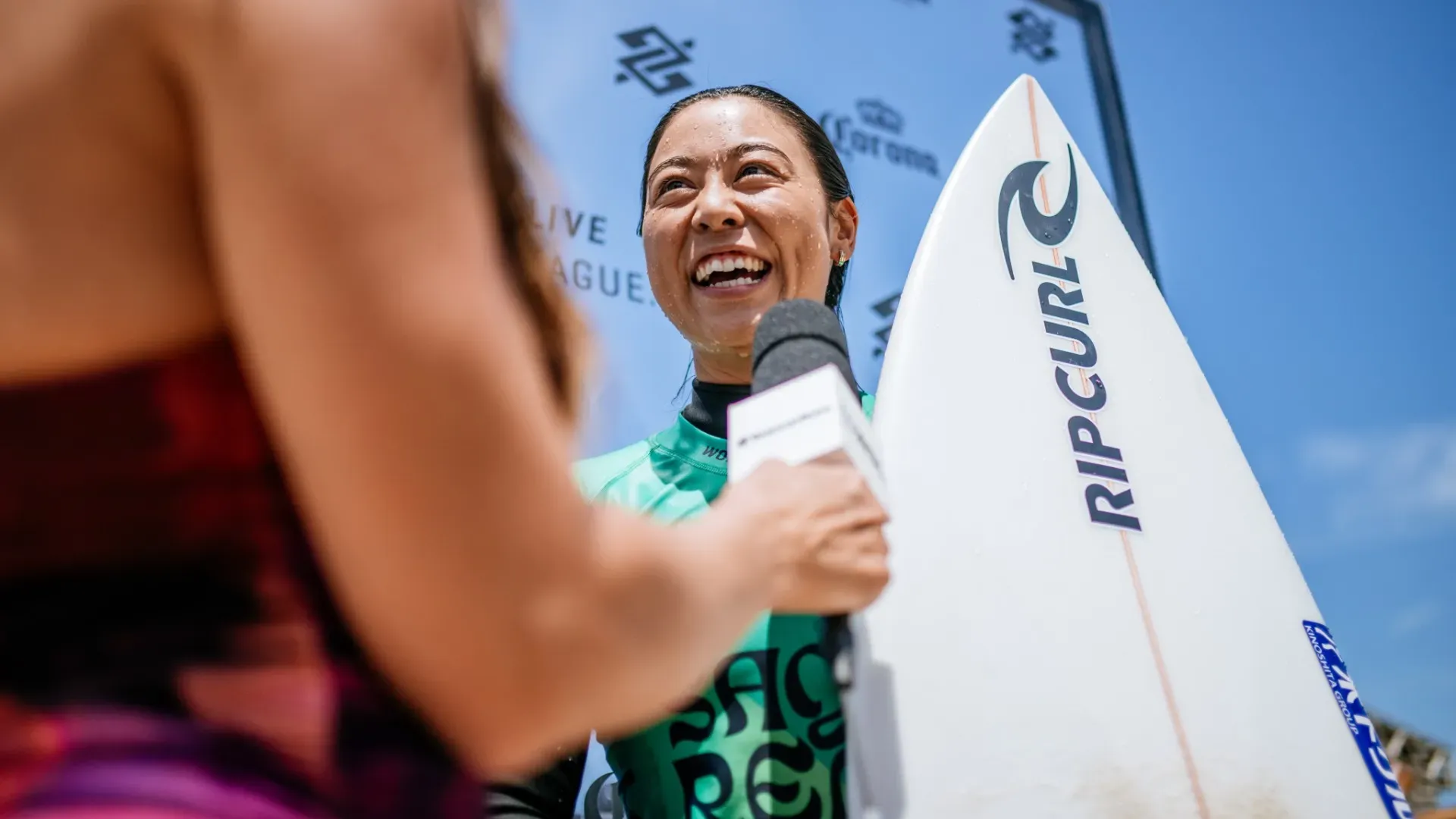 Nel 2015 si è classificata terza all'All Japan Classified Surfing Championships