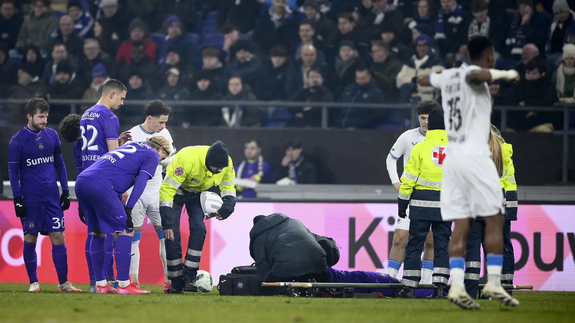 Il calciatore si è scontrato con Joel Ordoñez