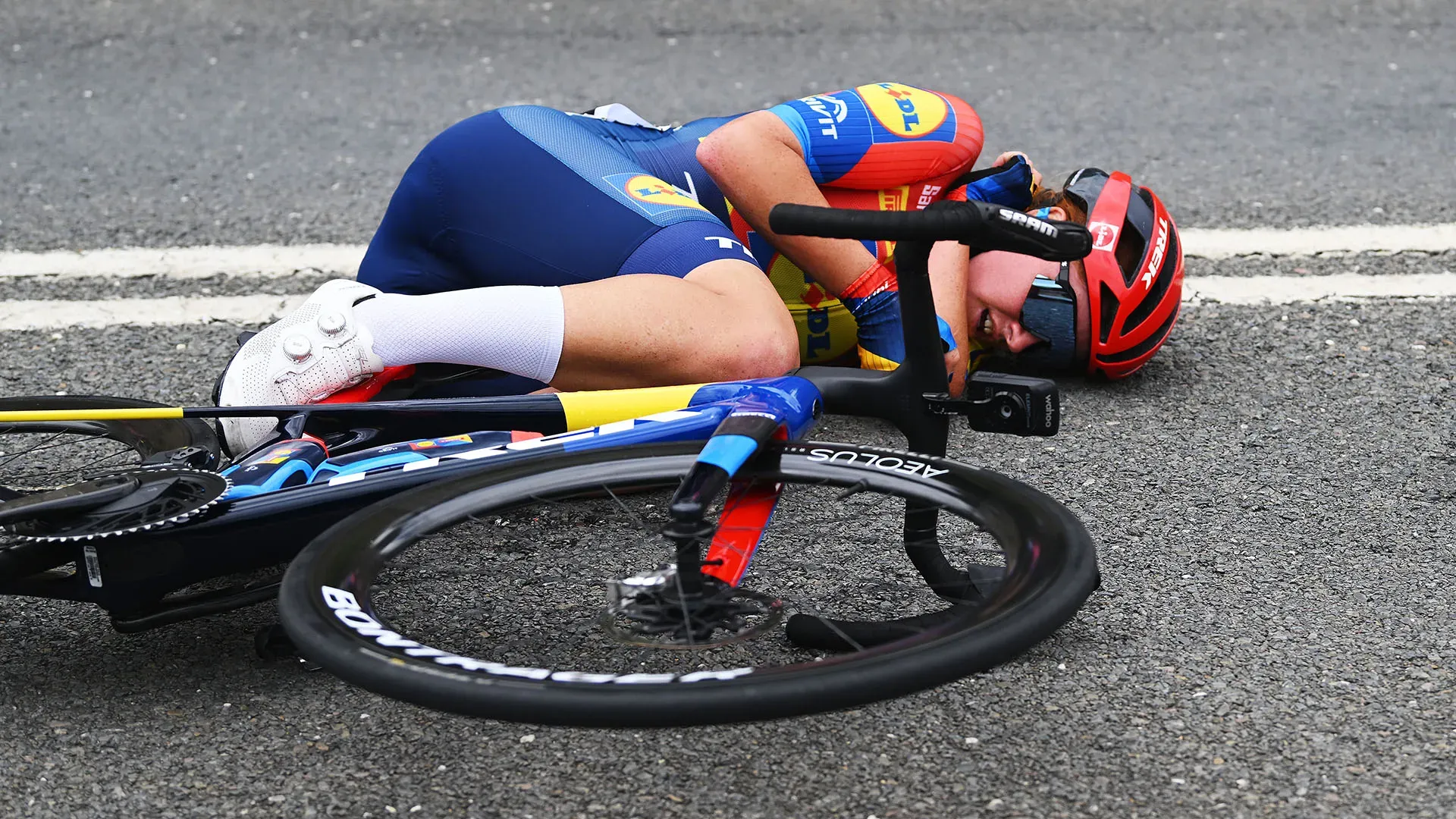 Durante la corsa attimi di paura per Felicity Wilson-Haffenden