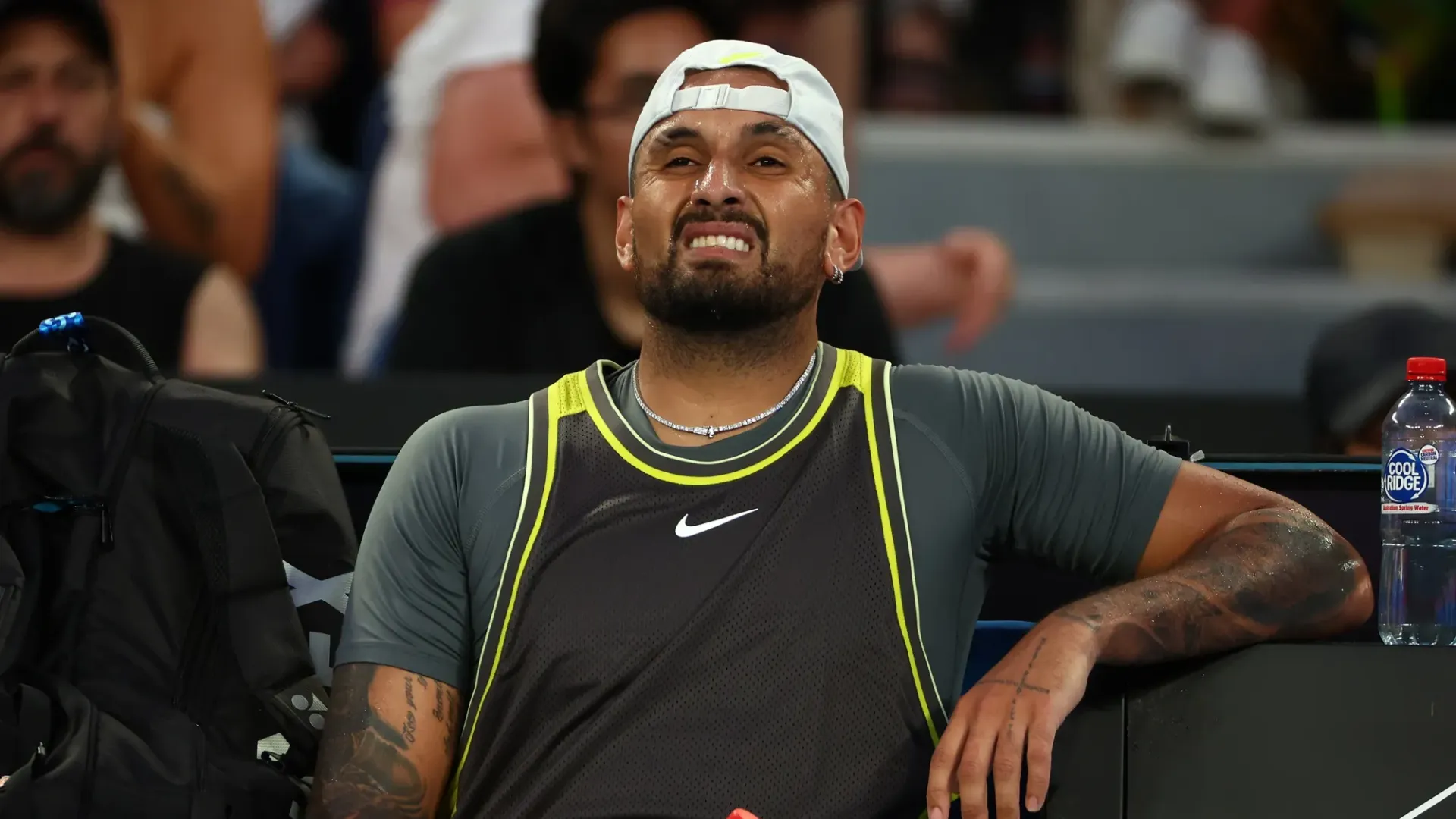 Il tennista australiano, tornato a giocare dopo una lunghissima pausa, ha ceduto subito contro il britannico Jacob Fearnley