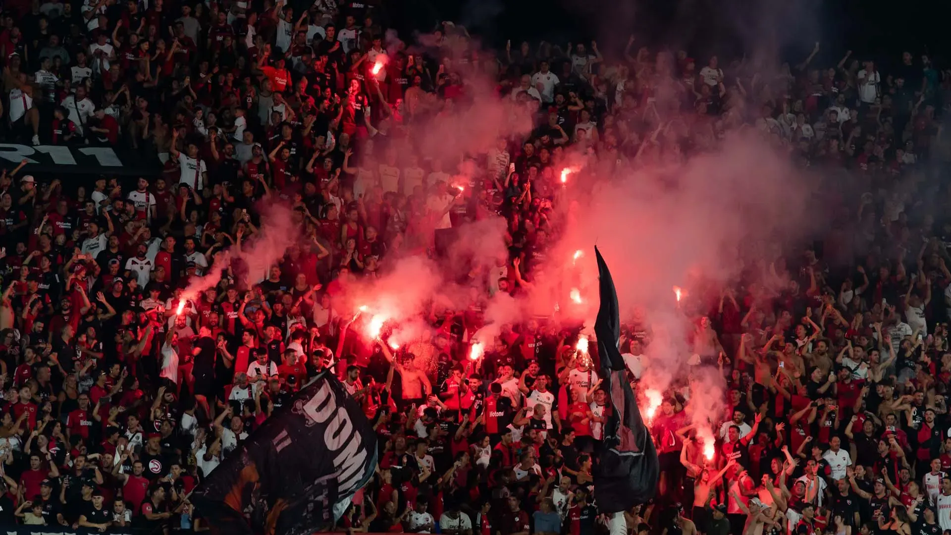 Prima del match i tifosi di casa erano in festa anche per l'arrivo di Keylor Navas