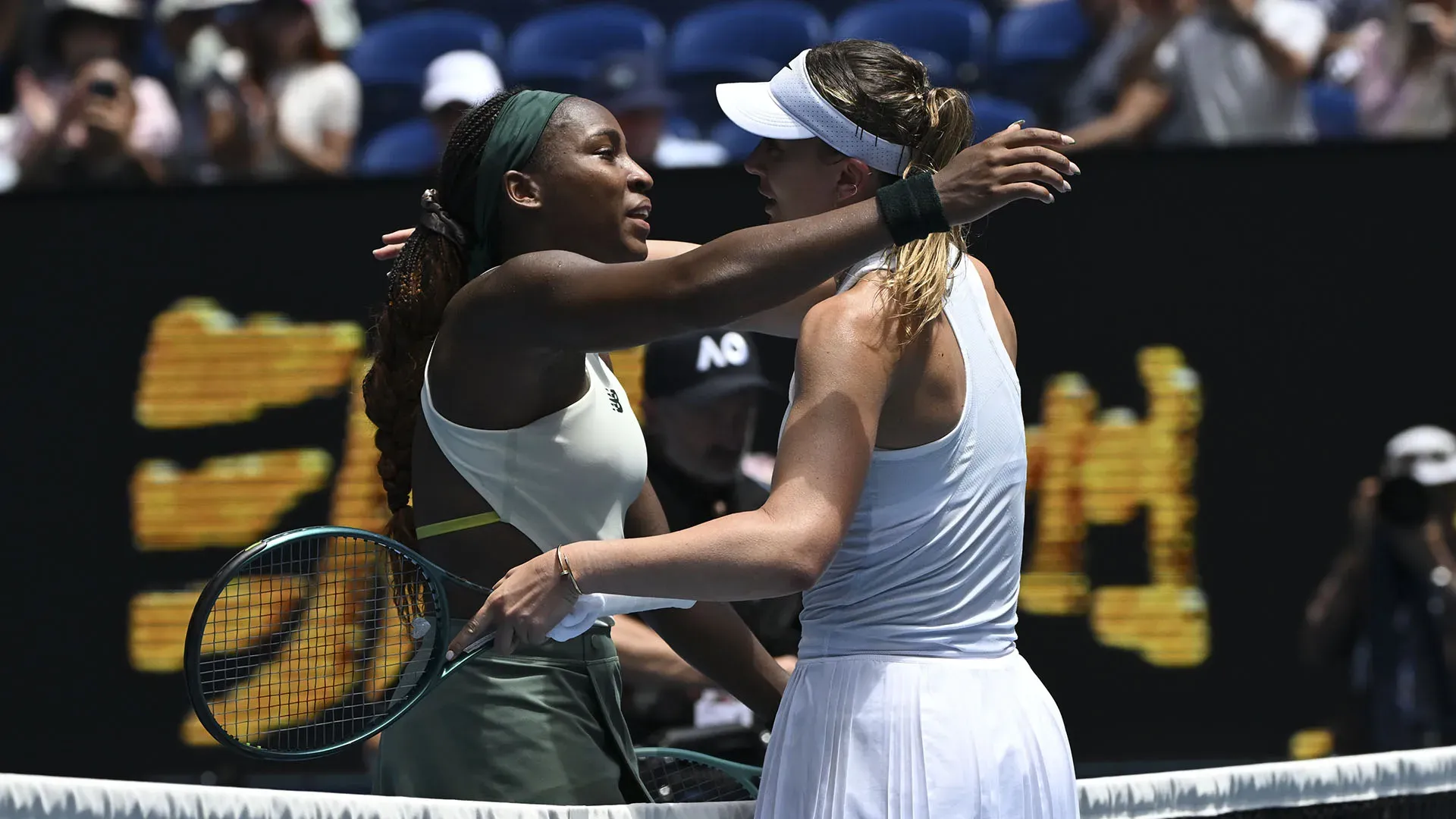 Paula Badosa batte Coco Gauff 7-5, 6-4 e approda in semifinale agli Australian Open