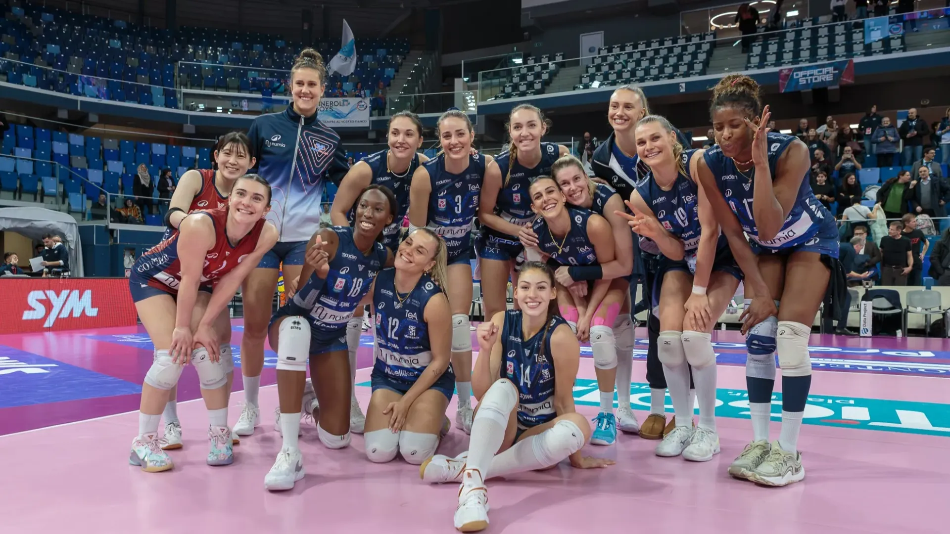 Vittoria in rimonta per la Numia Vero Volley Milano che al Palalido supera 3-1 la Wash4green Pinerolo e conquista tre punti importanti per la classifica.