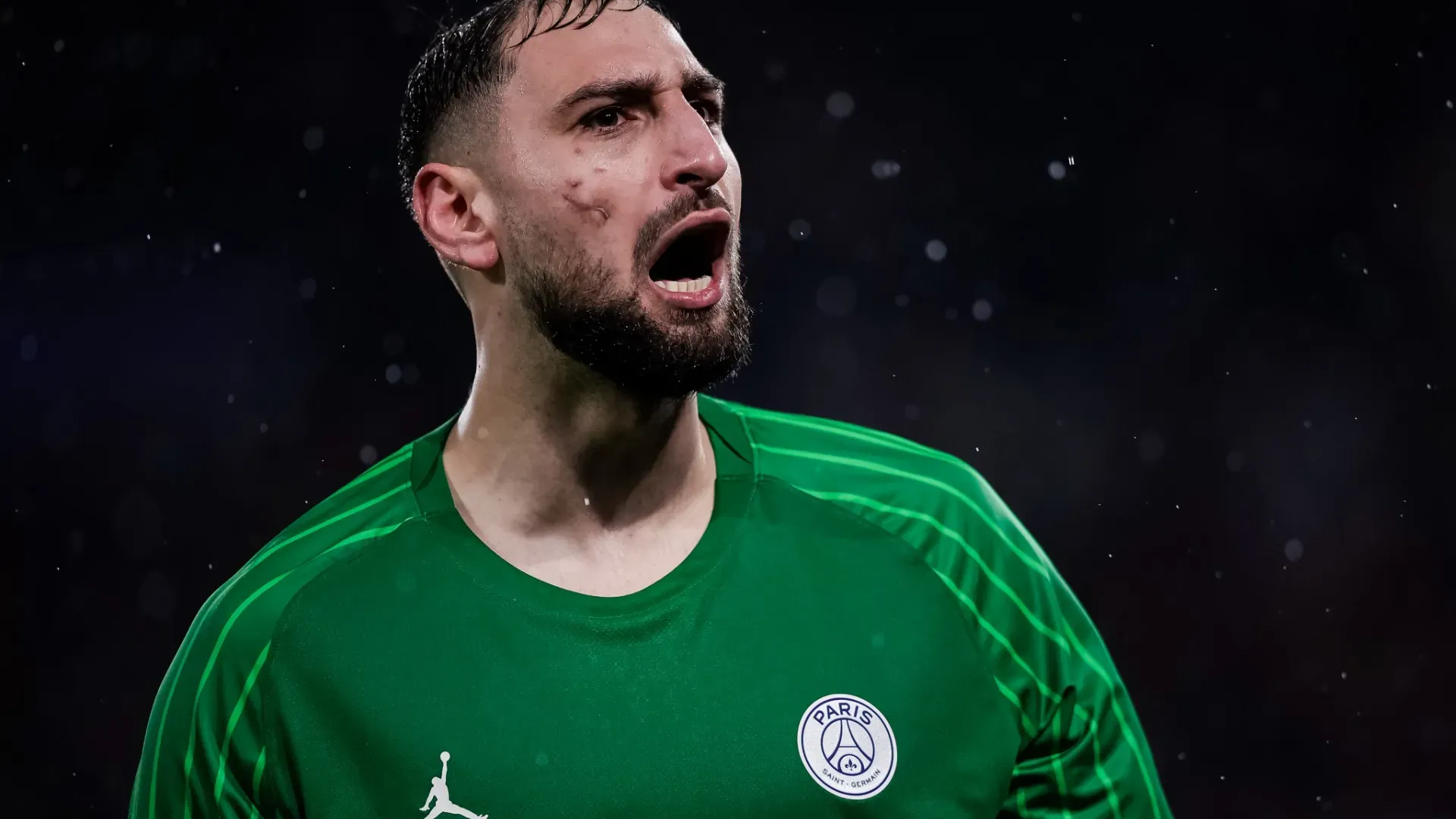 PSG, linea dura con Gianluigi Donnarumma