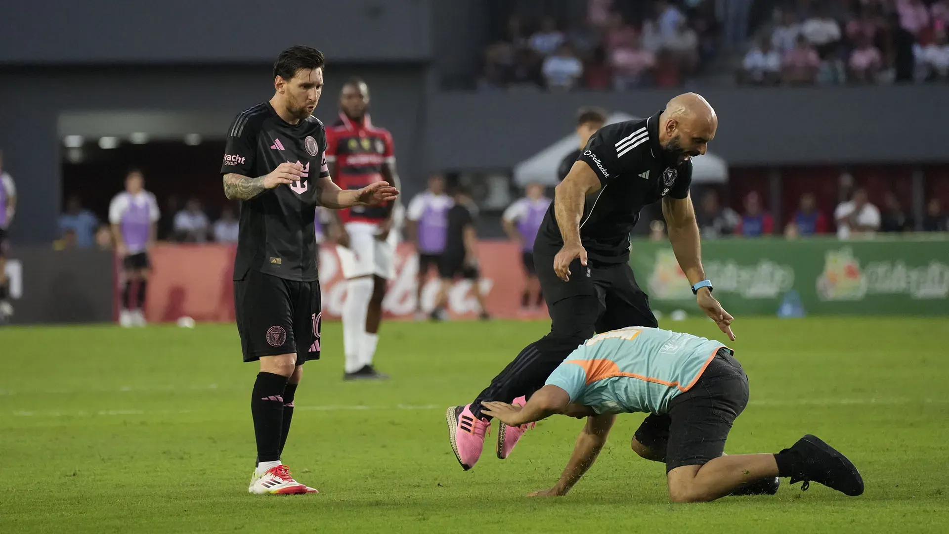 L'episodio è accaduto durante la partita tra Inter Miami e Sporting Miguelito, giocata a Panama