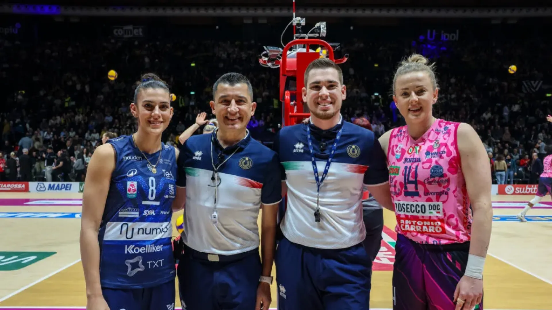 Le ragazze di Lavarini, reduci dalla maratona al tie-break contro Scandicci in semifinale, si sono rese protagoniste di un primo parziale al cardiopalma, terminato 37-35 per Conegliano ma che ha stabilito il record di set più lungo disputato in una finale di Coppa Italia.