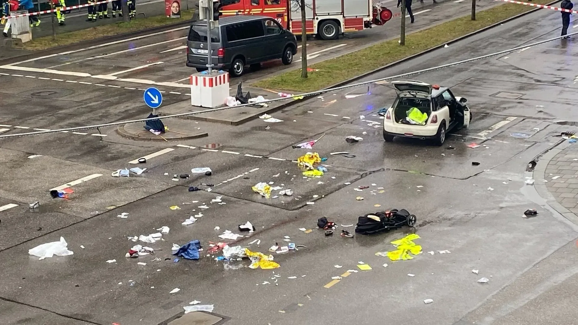 Almeno 30 persone sono rimaste ferite e sono coinvolti anche dei bambini