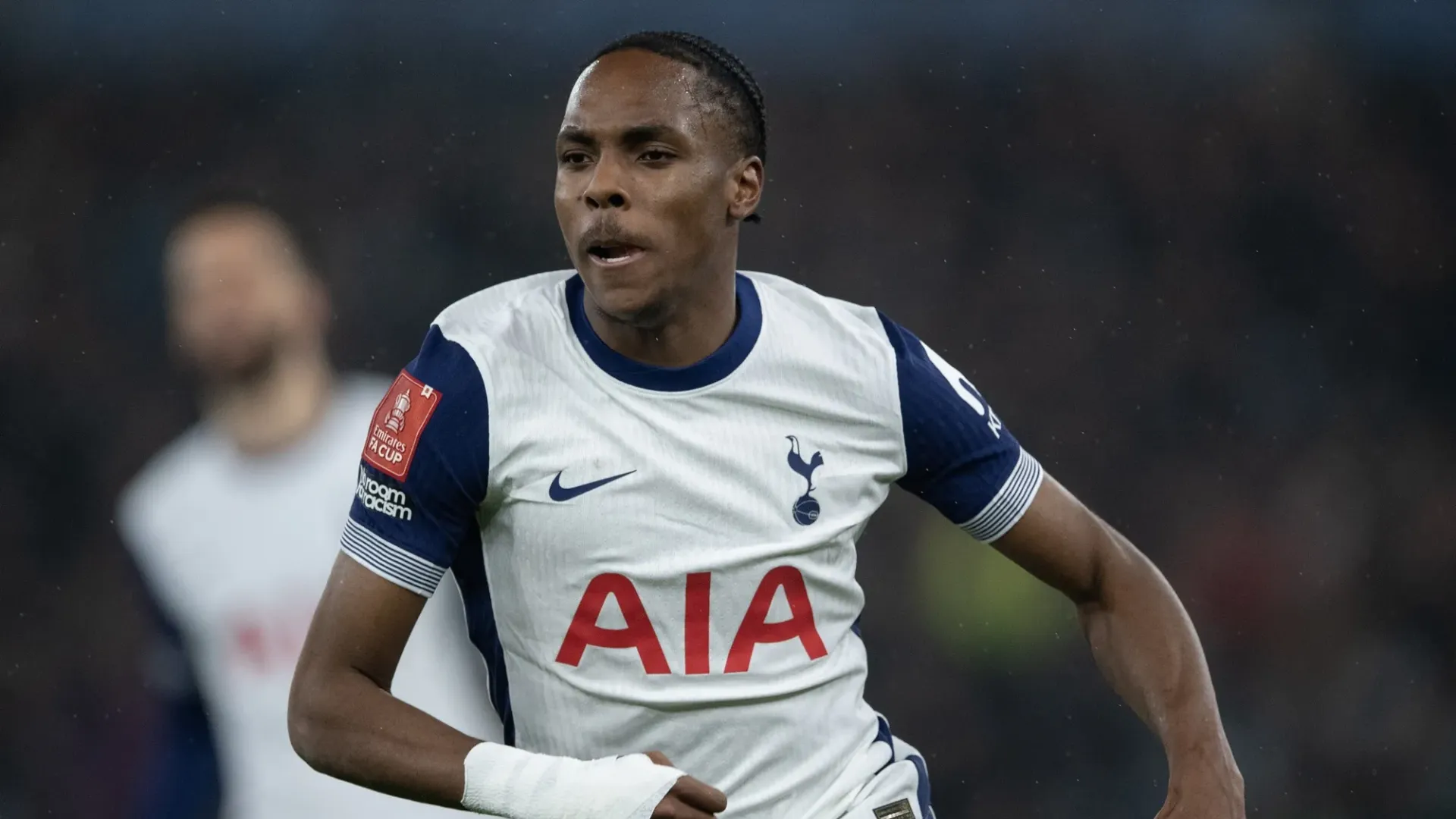 Dopo aver preso Mathys Tel in inverno, gli Spurs sono a caccia di un altro giocatore della squadra bavarese