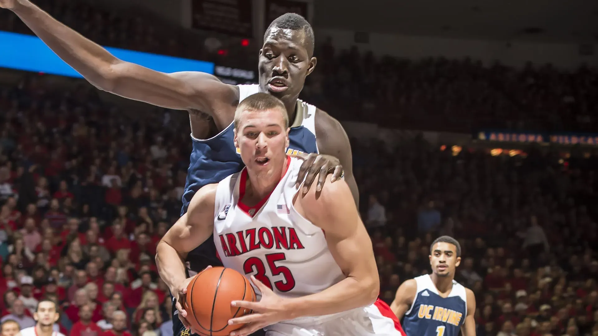 Mamadou N'Diaye è alto 2,29 metri: un gigante