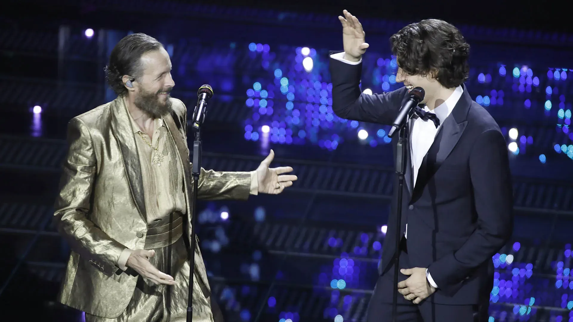 L'Azzurro medaglia d'oro a Tokyo nel salto in alto ha prima duettato con l'amico Jovanotti