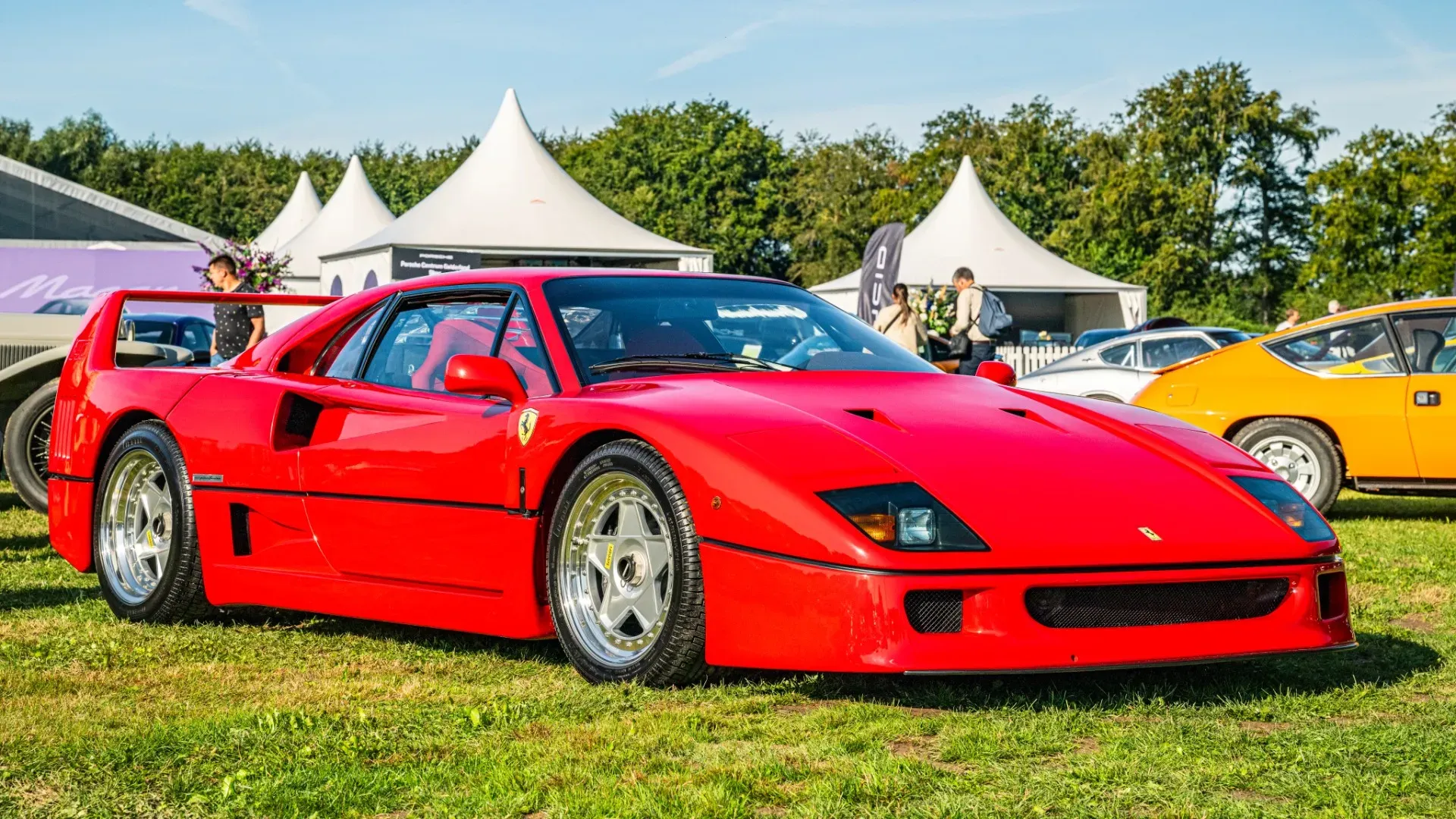 Ferrari F40, le foto di un mito intramontabile