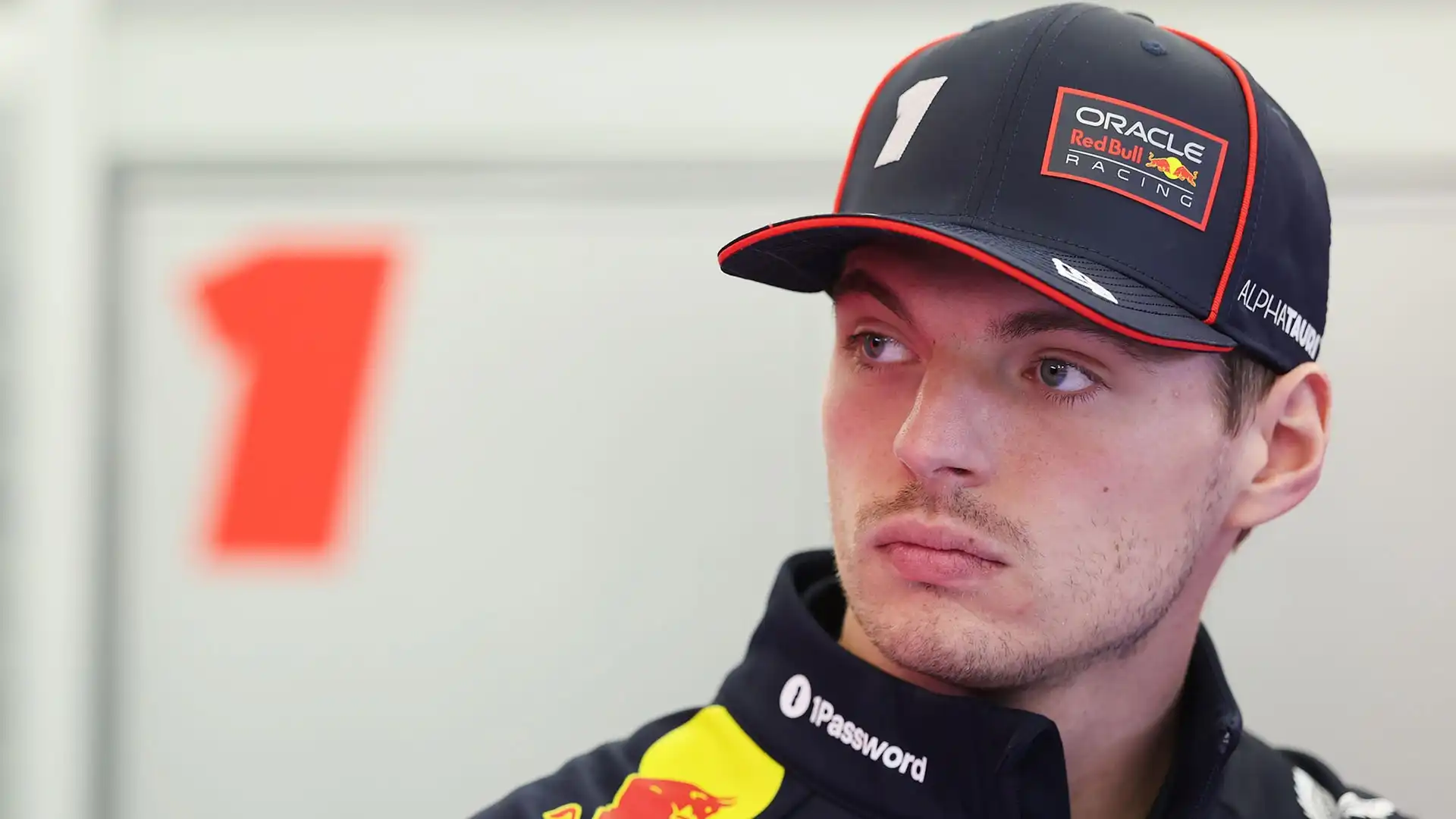 L'ex campione del mondo attacca duramente Max Verstappen