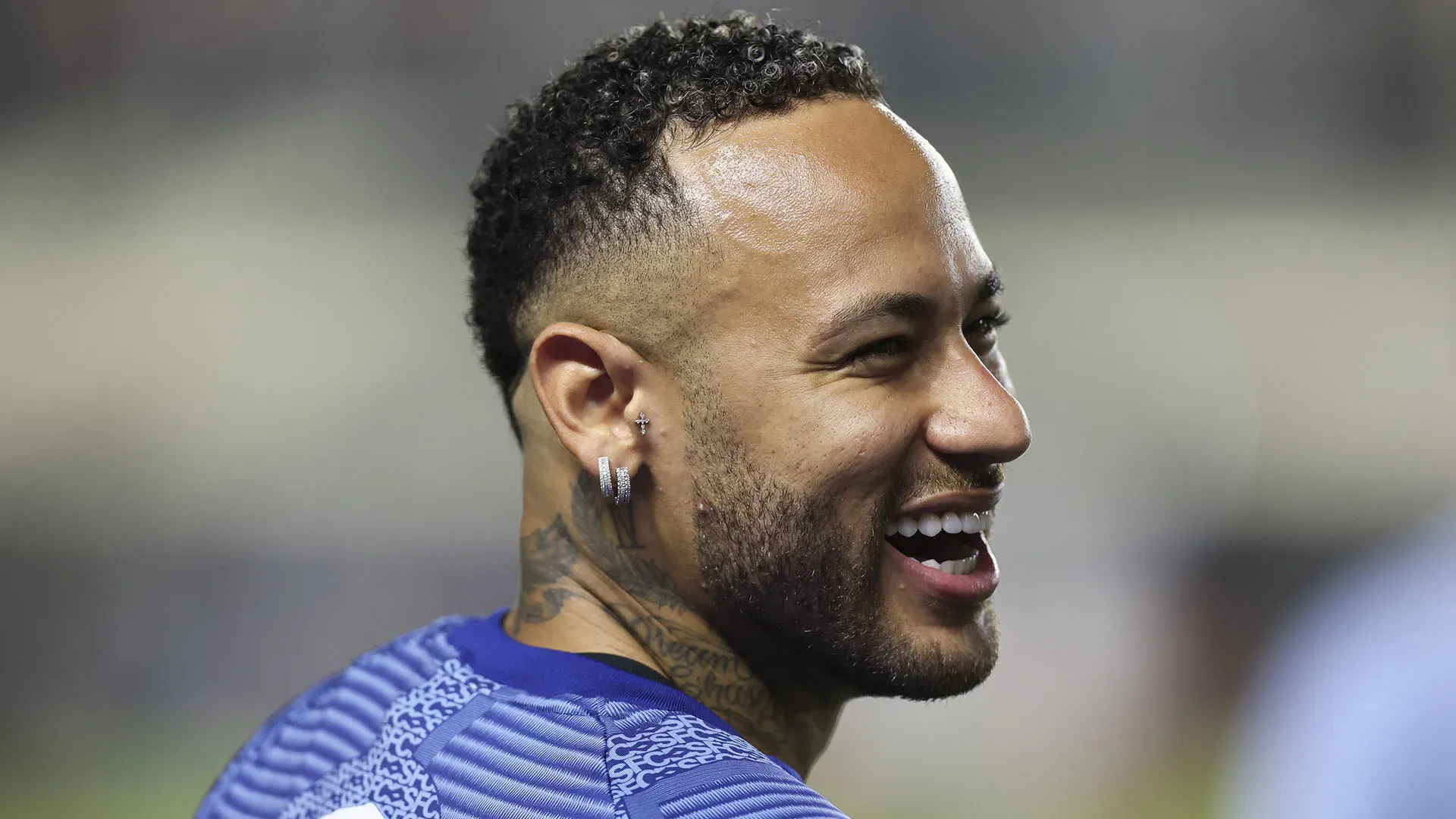 Ma dopo oltre un anno di infortunio Neymar è tornato in patria al Santos, dove ha ripreso a giocare e a segnare con regolarità