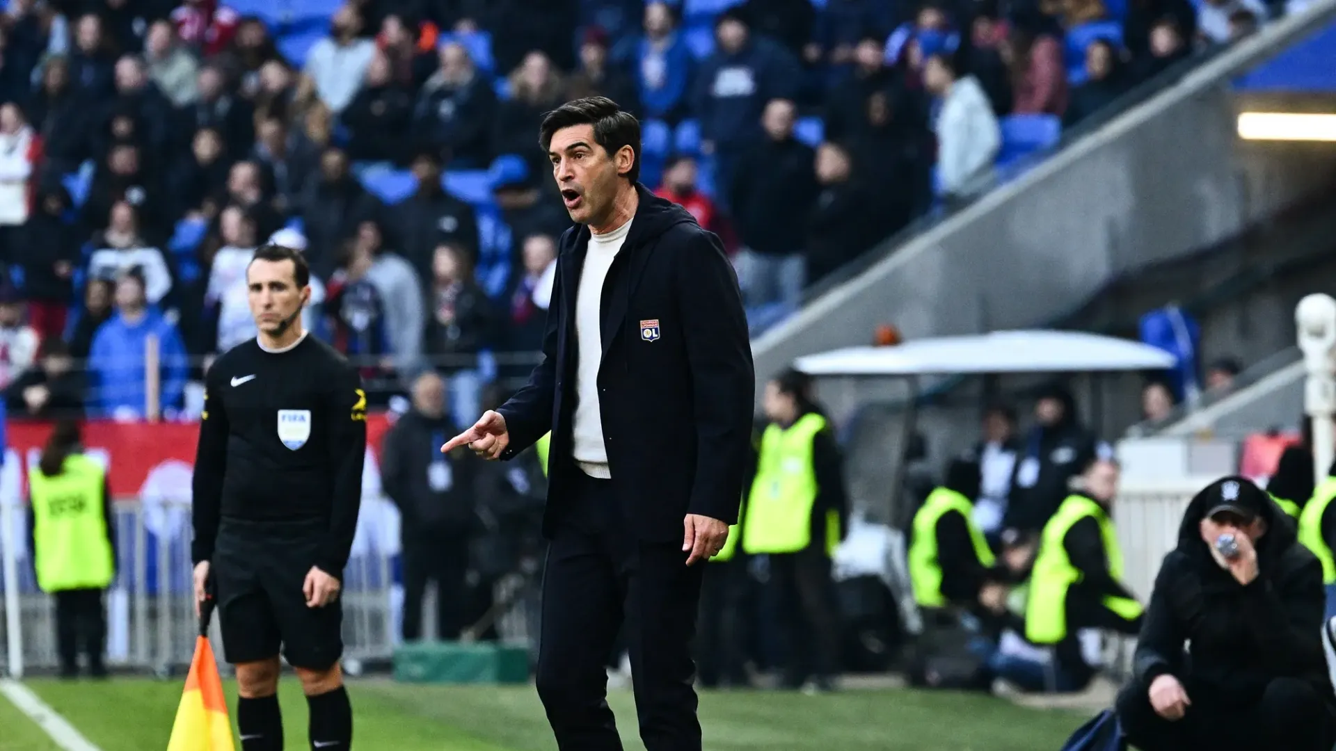 Il tecnico del Lione ha perso la testa durante la partita contro il Brest