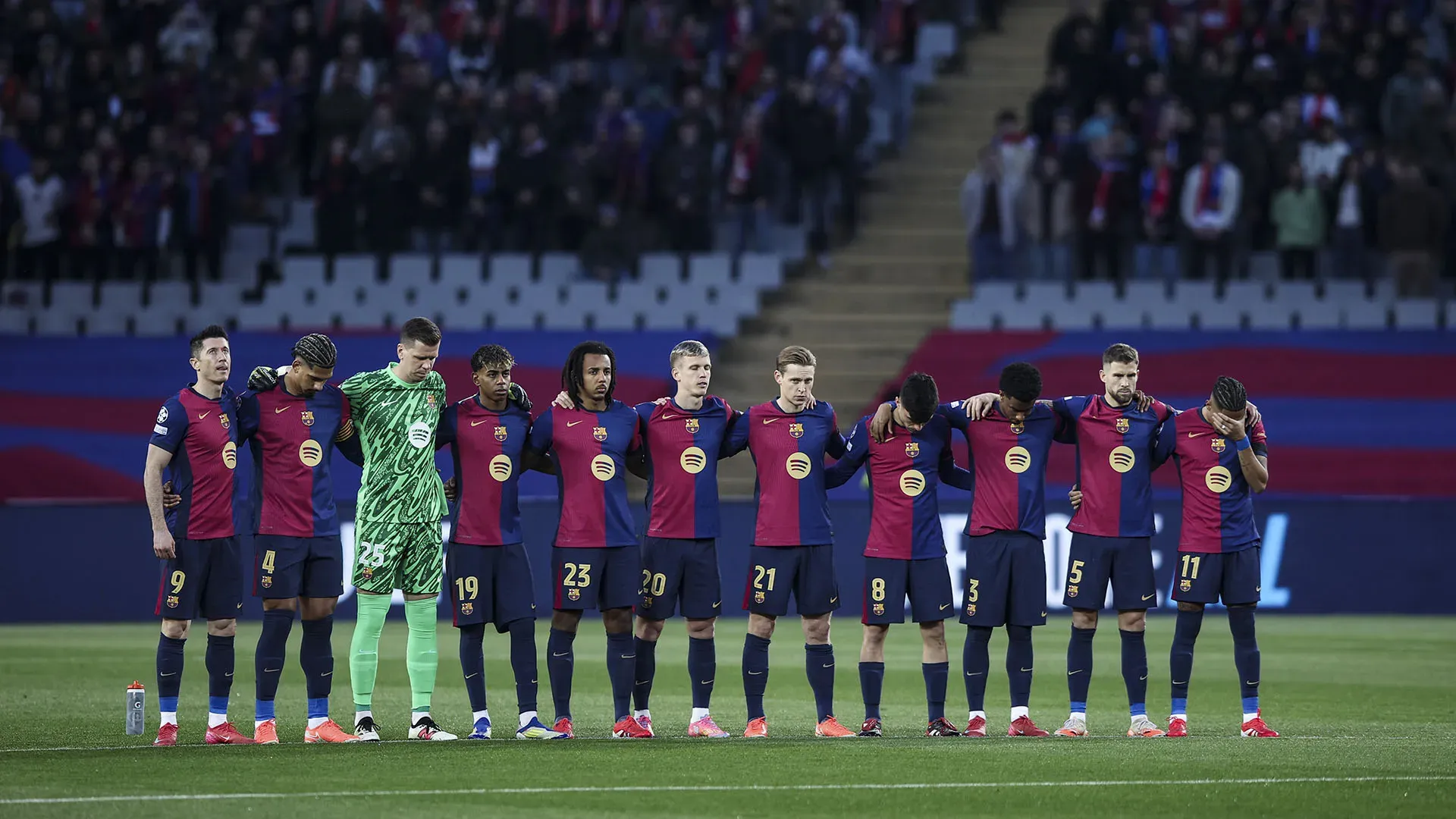 Il decesso del medico ha scosso tutto il club che ha anche deciso di rinviare la partita con l'Osasuna