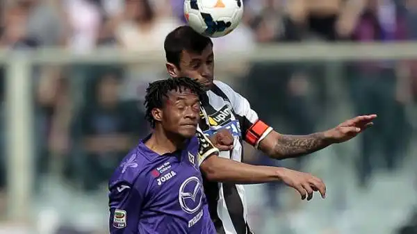 Fiorentina-Udinese 2-1. Danilo 5. Soffre maledettamente Cuadrado, tanto è vero che è proprio lui a commettere il fallo da rigore sul laterale offensivo gigliato.