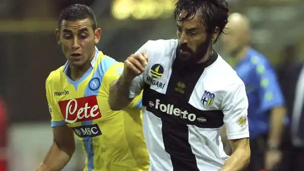 Parma-Napoli 1-0. Ghoulam 5. I partenopei faticano a contenere il Parma sulle fasce e buone responsabilità sono del nazionale algerino che si perde Cassani nell'azione del gol ducale.