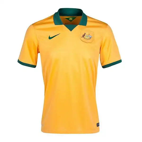 I 'socceroos' saranno in giallo anche nel Mondiale del 2014.