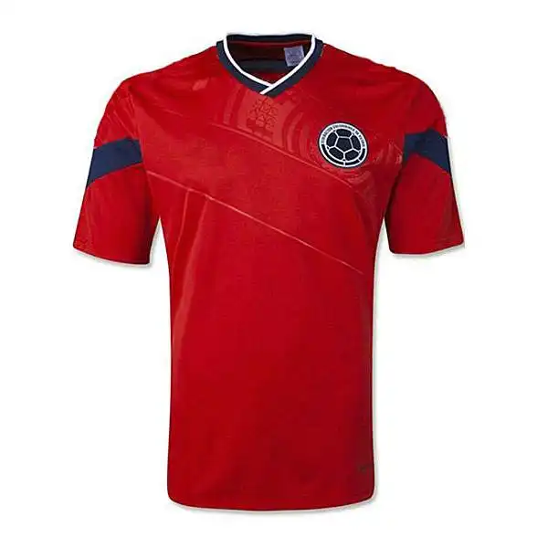 Rosso per la seconda maglia della Colombia.