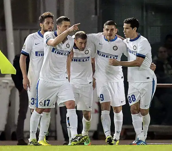 Partita ricca di emozioni al Picchi, finisce in parità 2-2 tra Livorno e Inter: Paulinho ed Emeghara rimontano le reti di Hernanes e Palacio.