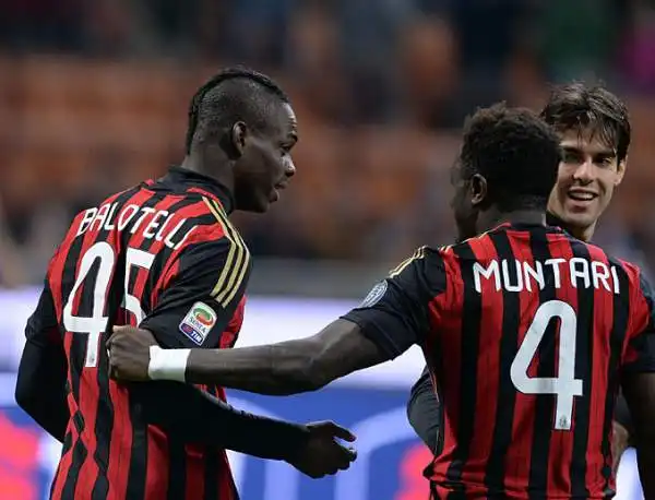 Partita a senso unico, con il Chievo mai in carreggiata. Balotelli e un doppio Kakà fissano il risultato sullo 3-0. Per i clivensi la classifica si fa sempre più nera.