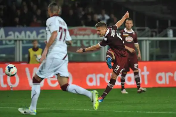 Immobile rialza il Toro. Dopo quattro ko di fila senza segnare, 3-1 sul Livorno per i granata: tripletta del capocannoniere.